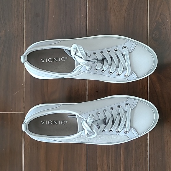 Vionic Winny Gray Leather Sneakers - Picture 2 of 5